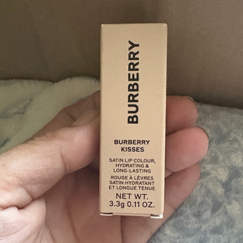 Burberry Kisses Satin Lip Colour - Luxurious Hydration - Horseferry Beige